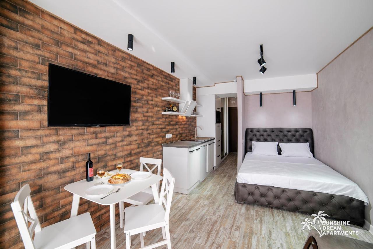 Sunshine Apartments Orbi Beach Tower Batumi Exterior foto